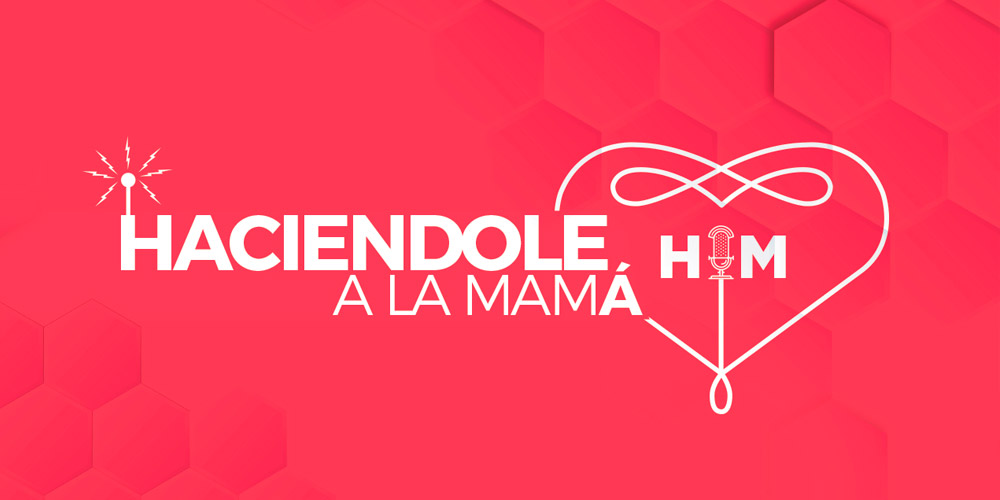 Haciéndole a la mamá